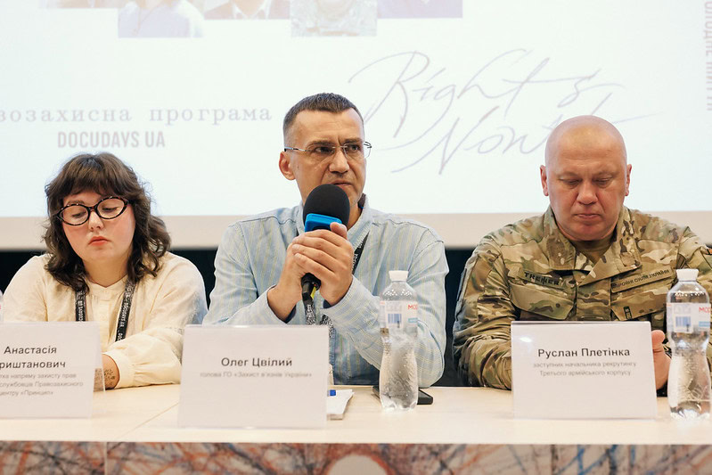 Чи може військо стати другим шансом? Що говорять колишні засуджені, командири та правозахисники про службу після звільнення